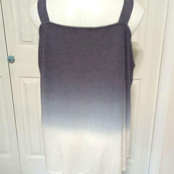 NWOT Women's INC International Concepts Ombre Silver Stars Cold Shoulder Sweater - Picture 15 of 15